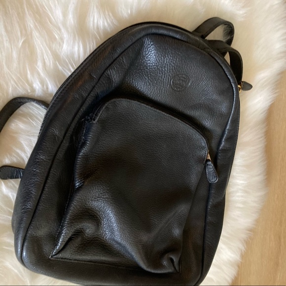 Roots Bags Roots Leather Backpack Poshmark